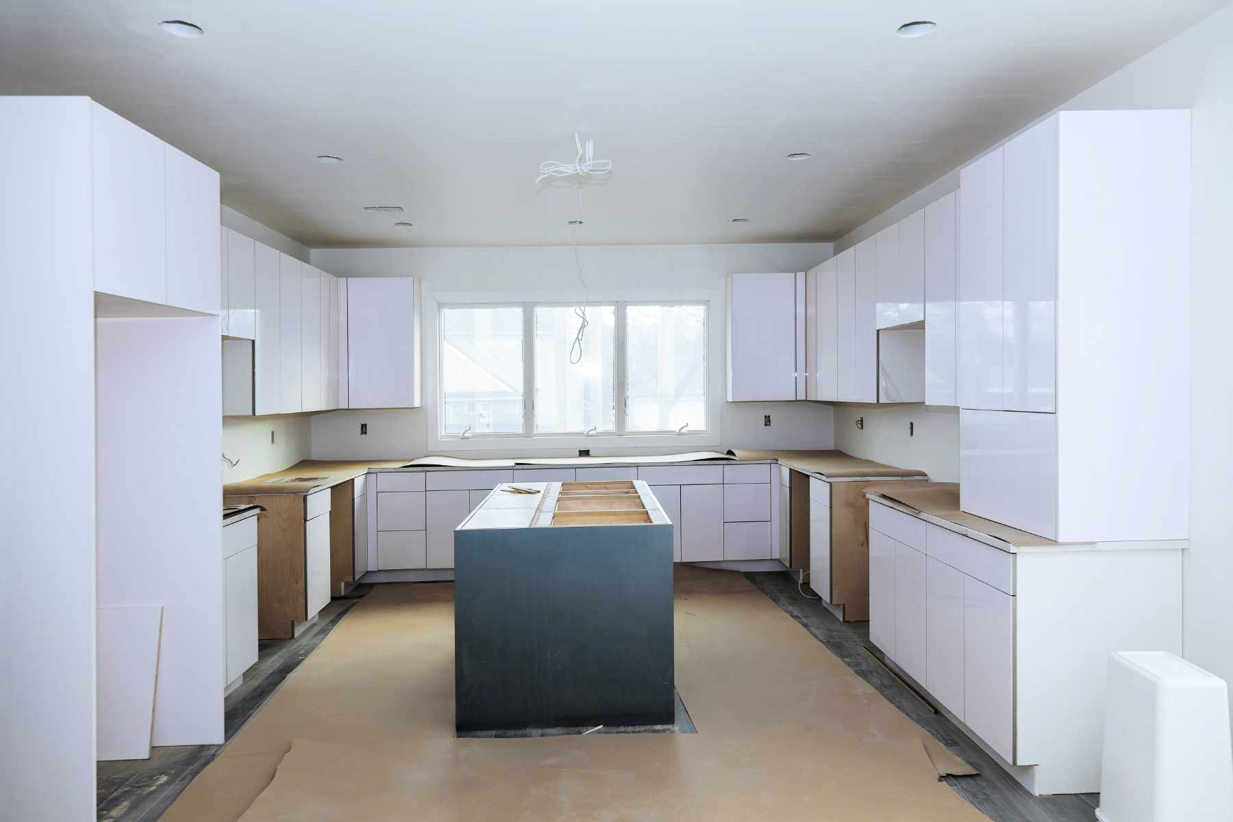 installation-of-custom-kitchen-cabinets-in-new-hou-B6E8M44.jpg installation-of-custom-kitchen-cabinets-in-new-hou-B6E8M44.jpg